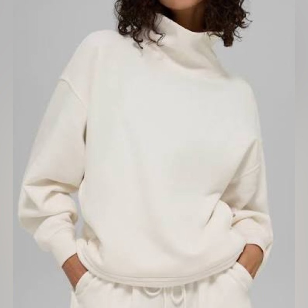 Alo yoga polar fleece hazy pullover size Medium
